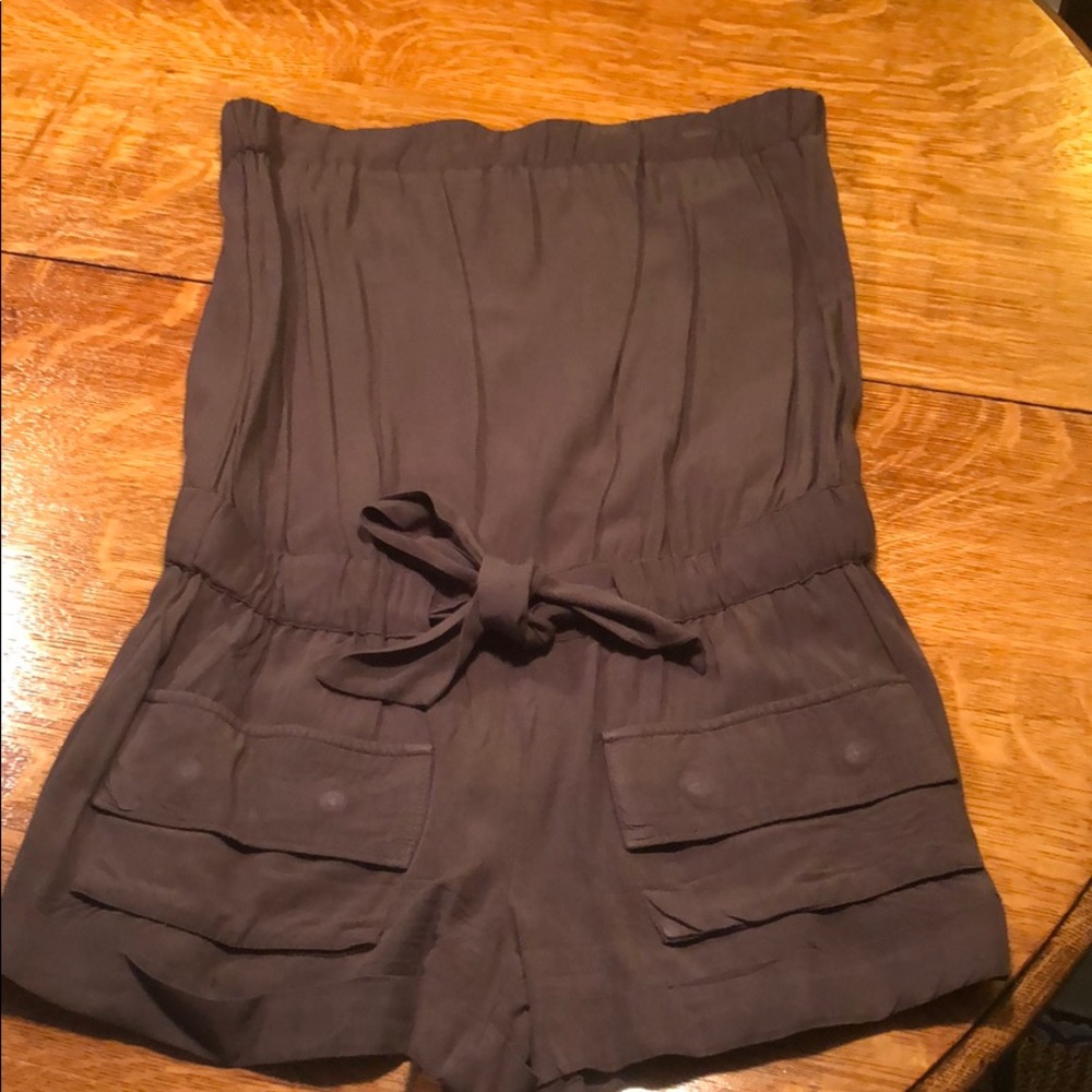BB Dakota strapless romper